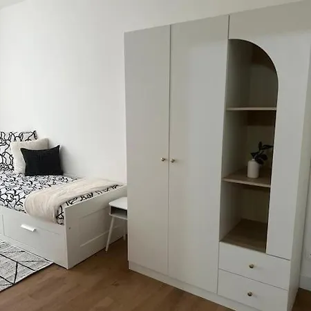 & Cosy Idealement Situe Appartement